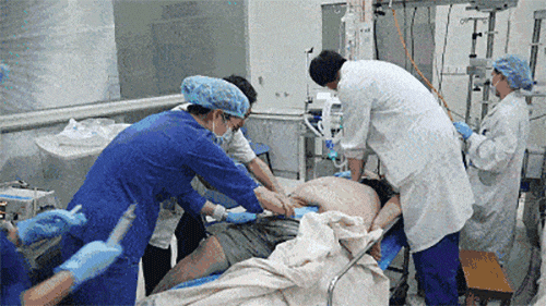 老是胸闷胸痛是怎么回事