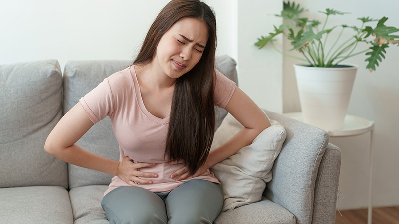 来月经肚子疼小腹胀痛怎么缓解疼痛吃什么药